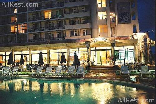 Perla Plaza Hotel 10